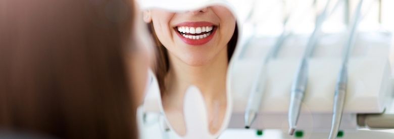 holliwood smile